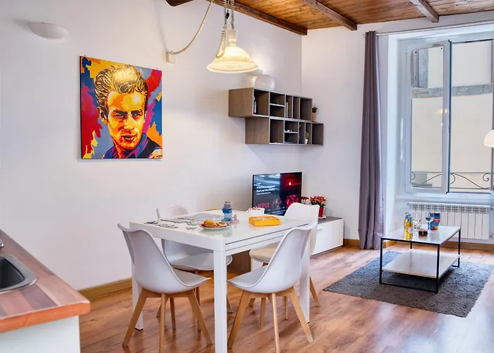 2 Bdr Family Balestrari Palace Campo Dei Fiori Piazza Navona Piazza Venezia Apartment Rome