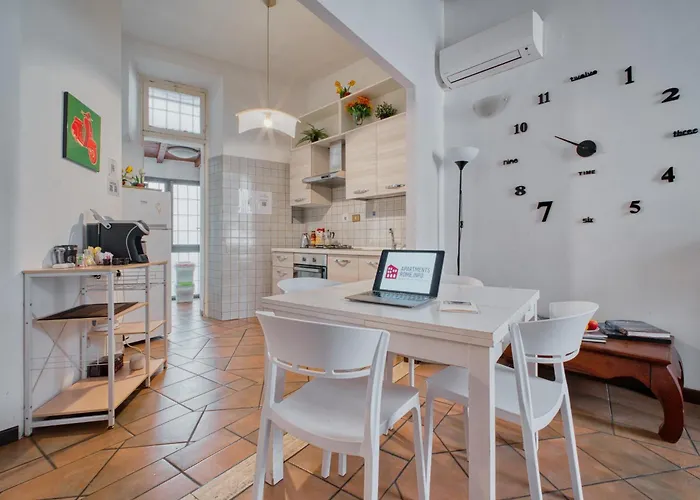 2 Bdr Family Balestrari Palace Campo Dei Fiori Piazza Navona Piazza Venezia Apartment